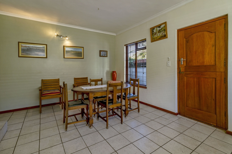 5 Bedroom Property for Sale in Lochnerhof Western Cape